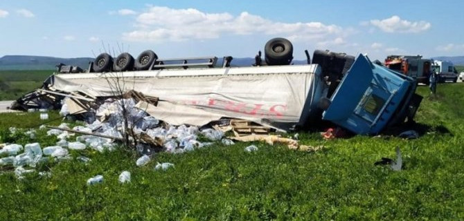 В Крыму в ДТП с грузовиком погиб человек