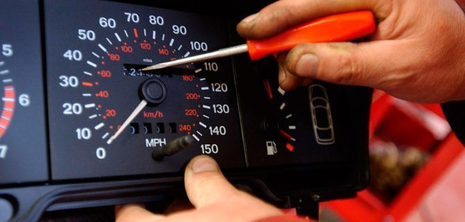 Сколько подержанных машин продаётся со «скрученным» пробегом?