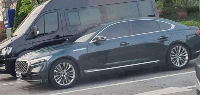 Начались испытания обновлённого седана KIA К9