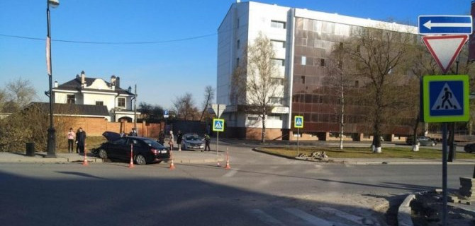 8-летняя девочка без автокресла пострадала в ДТП в Тобольске