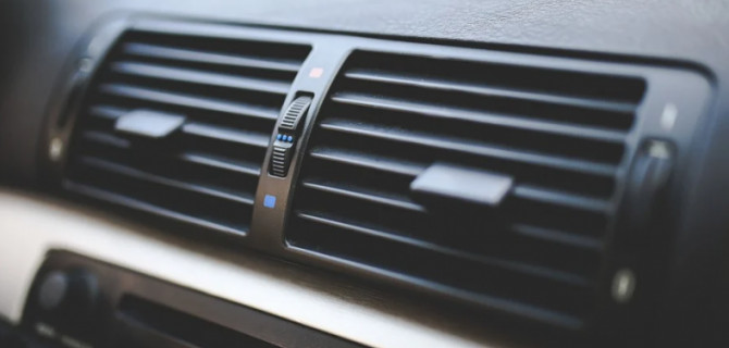 Стоит ли увлекаться дозаправкой кондиционера автомобиля ради «профилактики»