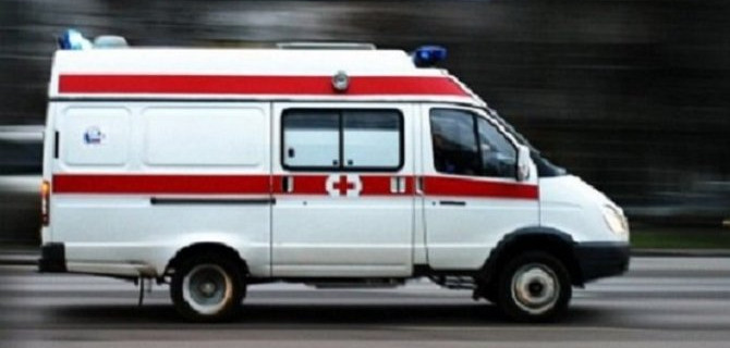 Мотоциклист с пассажиркой пострадали в ДТП в Смоленске