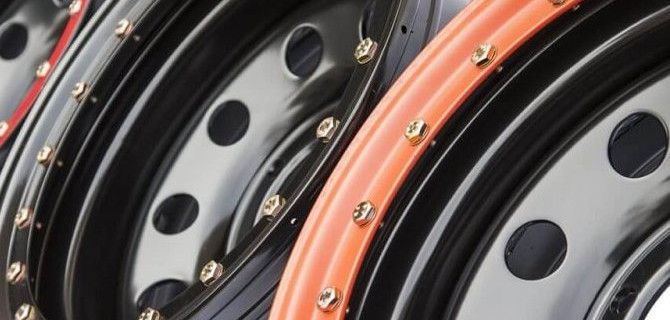 Стальные диски: особенности, преимущества и особенности выбора