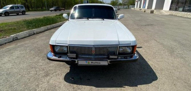 В продаже появилась бронированная «Волга» всего за 1 млн рублей