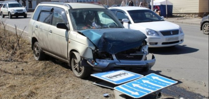 Двое взрослых и двое детей пострадали в ДТП в Магадане