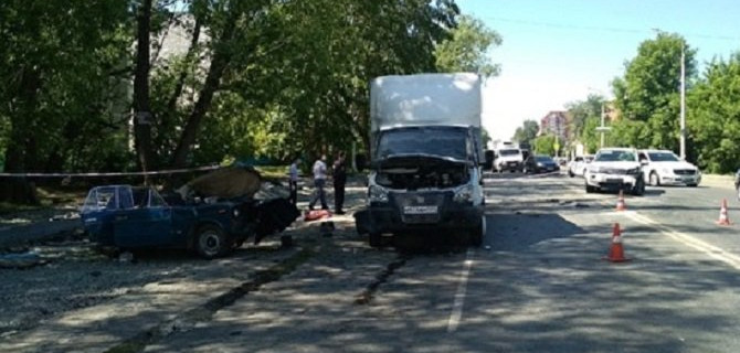 Два человека погибли в массовом ДТП в Челябинске