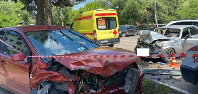 В Кисловодске пьяный водитель отправил двух человек в реанимацию