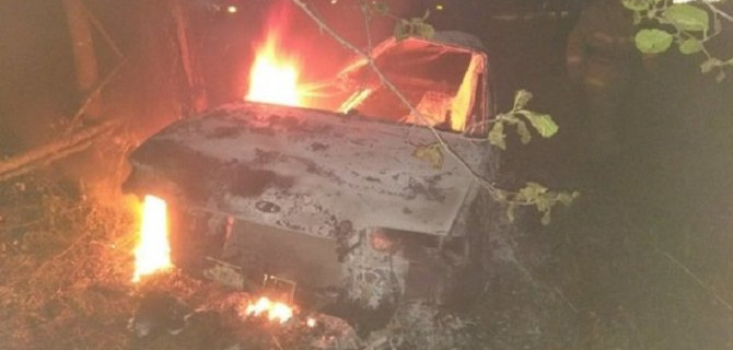 Во Владимирской области в машине сгорел человек