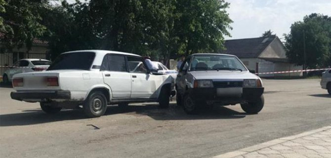 В Тереке ВАЗ сбил двух женщин с детьми