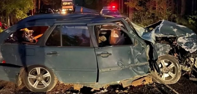 Водитель «Мерседеса» погиб в ДТП под Петербургом