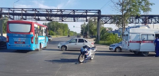 Мотоциклист пострадал в ДТП в Рязани