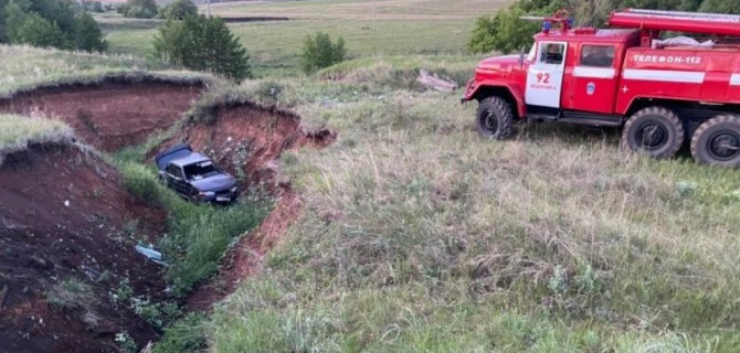 Четверо детей и женщина пострадали в ДТП в Башкирии