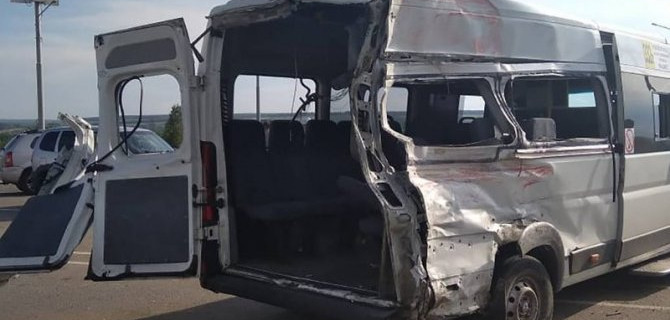 Два человека погибли в ДТП с маршруткой в Воронежской области