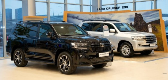 РЕШАЙ: СЕЙЧАС ИЛИ НИКОГДА? БЕСПРЕЦЕДЕНТНЫЕ УСЛОВИЯ НА TOYOTA ОТ «БИЗНЕС КАР»