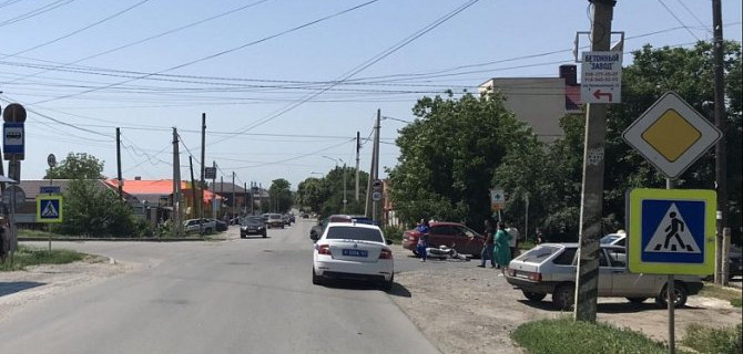 15-летний мотоциклист пострадал в ДТП в Азовском районе