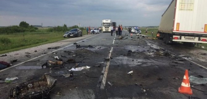 Водитель «Газели» погиб в ДТП с грузовиком под Новосибирском