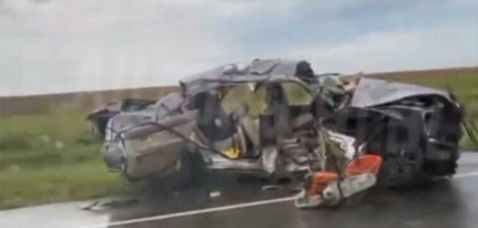 3 человека погибло в ДТП в Амурской области во время столкновения двух автомобилей Toyota