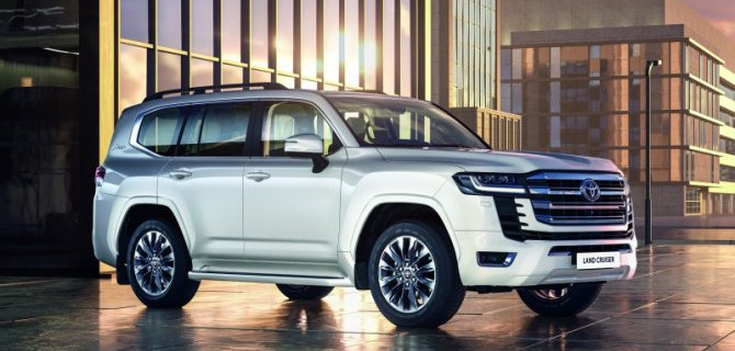 ЛЕГЕНДА В ГОРОДЕ: ОТКРЫТ ПРИЕМ ЗАКАЗОВ НА НОВЫЙ LAND CRUISER 300 В ДИЛЕРСКИХ ЦЕНТРАХ «БИЗНЕС КАР»