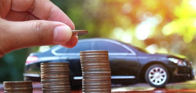 В Госдуме обсуждают увеличение порога налога на роскошные автомобили до 4 млн рублей