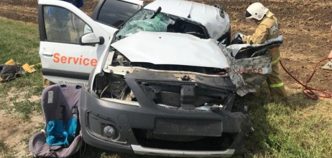 Водитель «Лады» погиб в ДТП в Ростовской области