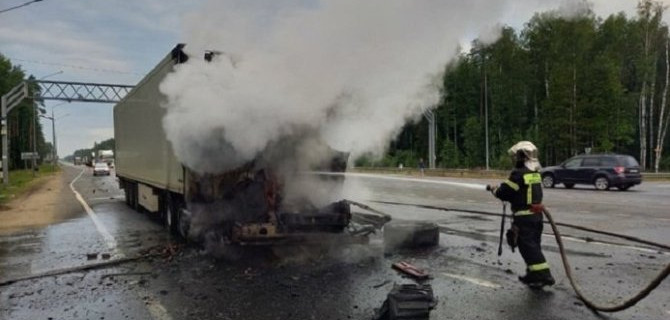 Водитель фуры погиб в ДТП в Вязниковском районе Владимирской области