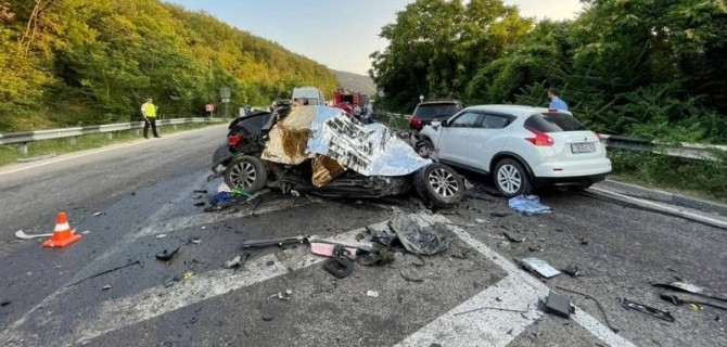 Пять человек погибли в ДТП в пригороде Севастополя