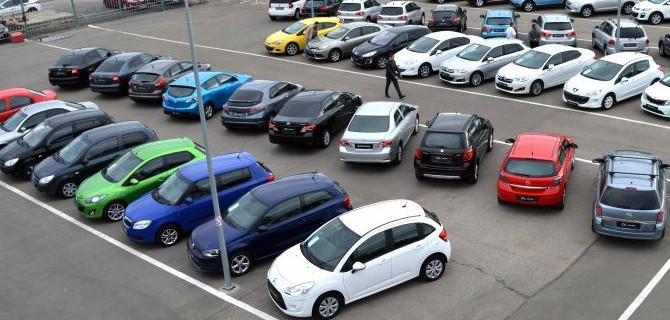 Какие цвета предпочитают автомобилисты летом 2021 года?