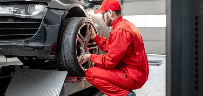 Чем полезны услуги стационарного шиномонтажа