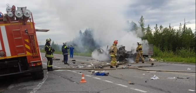 В ДТП с мусоровозом в Сургутском районе погиб водитель УАЗа