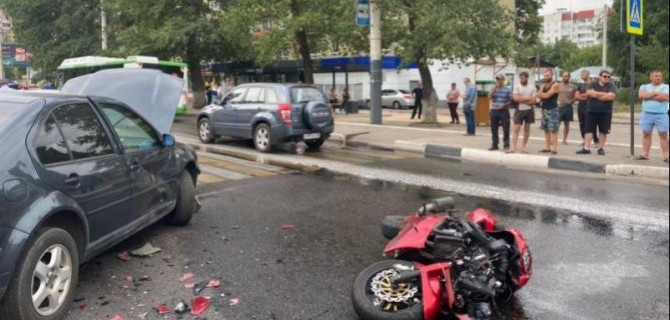 В ДТП в Воронеже погиб мотоциклист