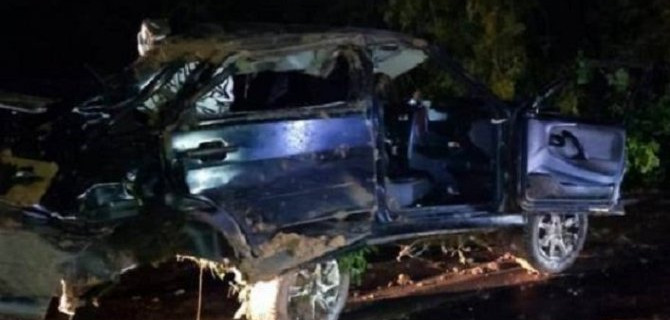 Под Стародубом  ВАЗ врезался в дерево – погибла беременная