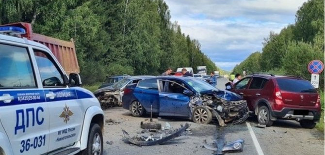 Годовалая девочка пострадала в ДТП под Нижним Тагилом