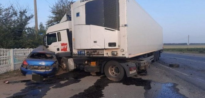 Два человека погибли в ДТП с грузовиком в Туймазинском районе Башкирии