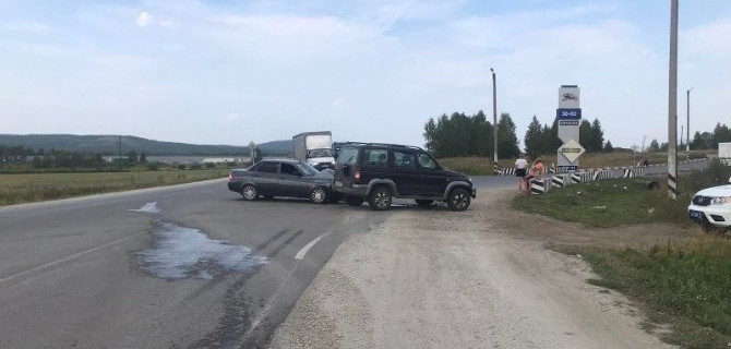 Четыре человека пострадали в ДТП в Миассе