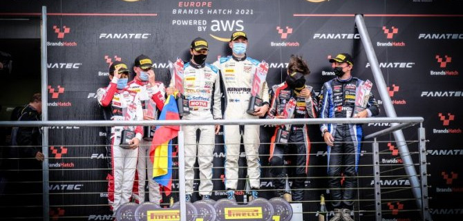 Константин Терещенко завоевал 3-е место на этапе GT World Challenge Europe Sprint Cup в Великобритании