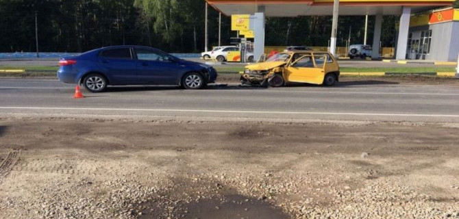 Водитель «Оки» погиб в ДТП в Унечском районе Брянской области