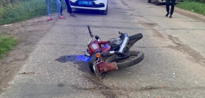 В Тверской области подросток насмерть сбил мотоциклиста и скрылся