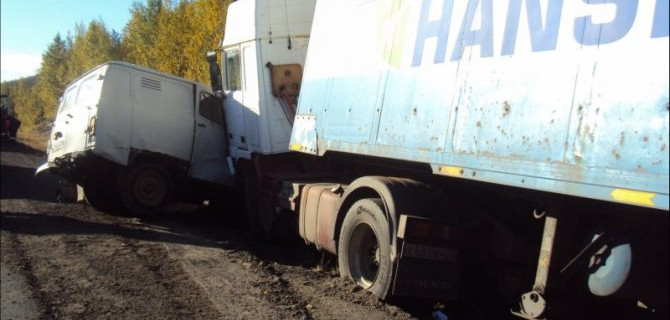 Два человека пострадали в ДТП в Мурманской области