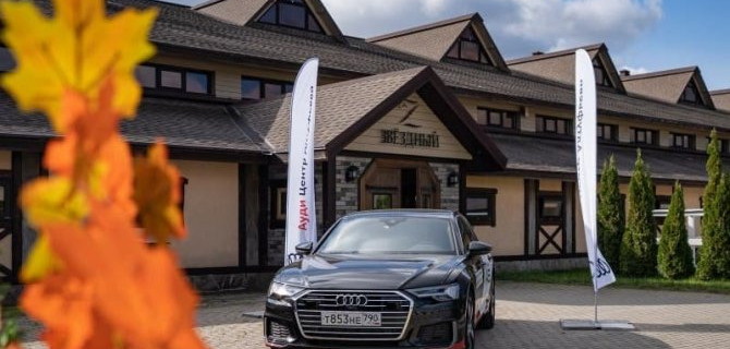 Ауди Центр Алтуфьево представил легендарный Audi A6 на Осеннем Кубке по выездке 