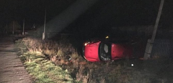 В Чувашии юноша без прав попал в ДТП, взяв без спроса покататься машину отца