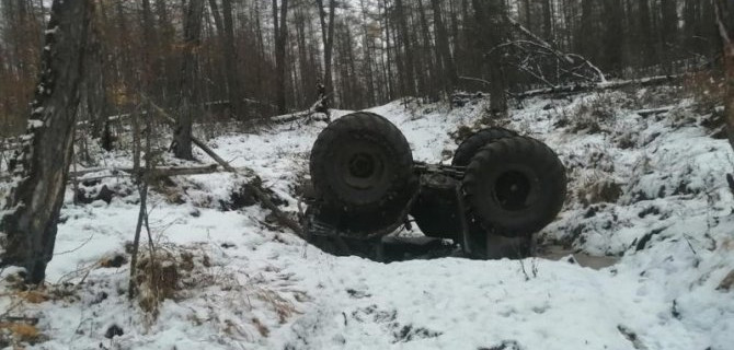 В Амгинском районе Якутии при опрокидывании квадроцикла погиб пассажир