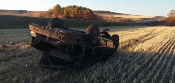 В Башкирии при опрокидывании автомобиля погиб человек