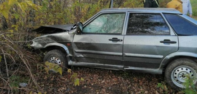 В Калужской области при опрокидывании автомобиля пострадал водитель