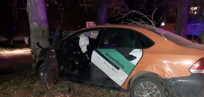 Девушка погибла в ДТП с каршеринговым автомобилем в Новосибирске