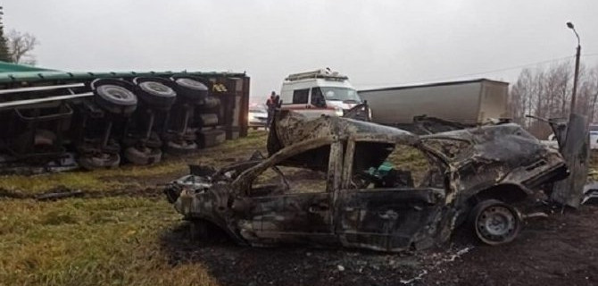 Три человека погибли в ДТП в Новгородской области