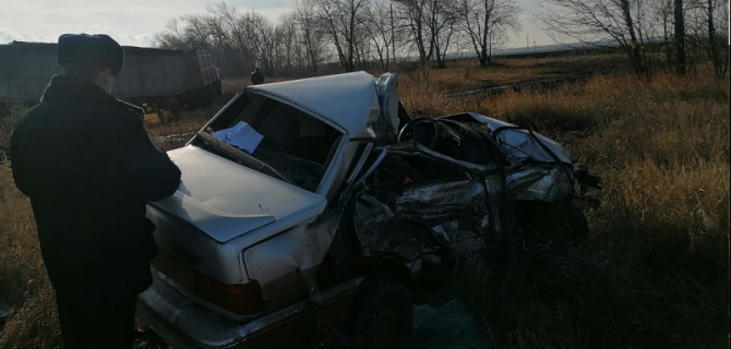 Два человека погибли в ДТП с грузовиком под Самарой