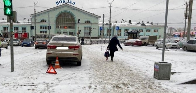 В Кирове иномарка сбила 70-летнюю женщину