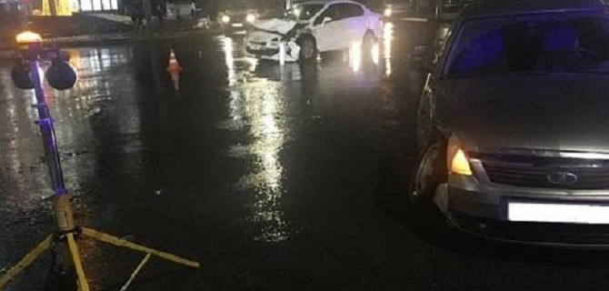 В ДТП в Кирове пострадали два водителя