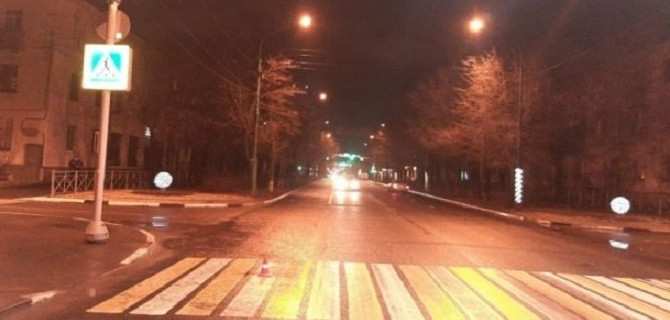 В Волжском ВАЗ на переходе сбил 13-летнюю девочку