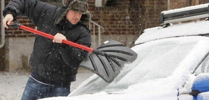 Как выжить «среди торосов и айсбергов»: заботимся об автомобильном аккумуляторе зимой